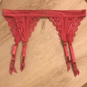 does victoria secret sell garter belts Lubricante Saborizado para Sexo Oral Be Mine main image 1